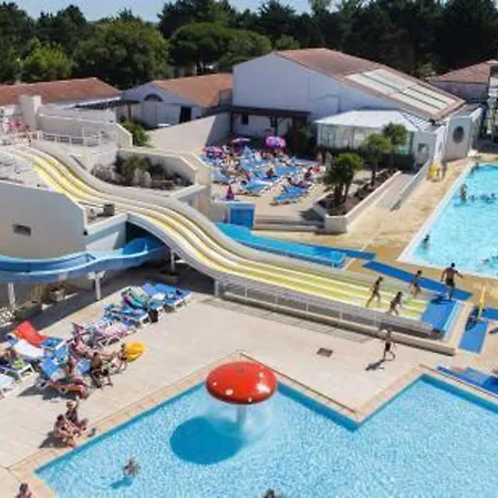 Paisible A Avec Piscine Partagee Ferienhaus *