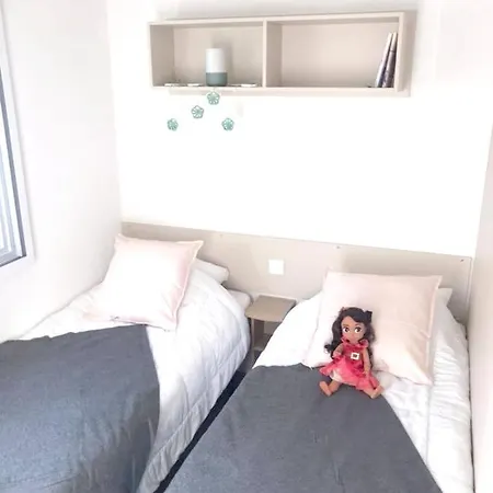 Dom wakacyjny Paisible A Avec Piscine Partagee